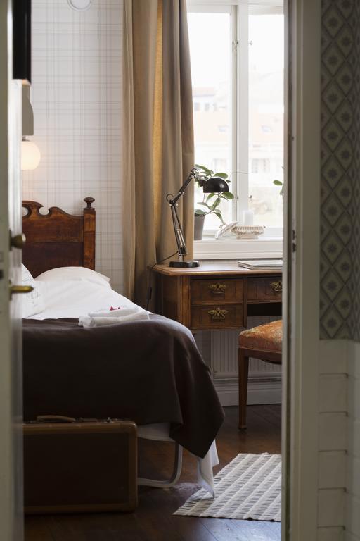 Strandvillan Hotell Och Bed & Breakfast Лисечіль Екстер'єр фото