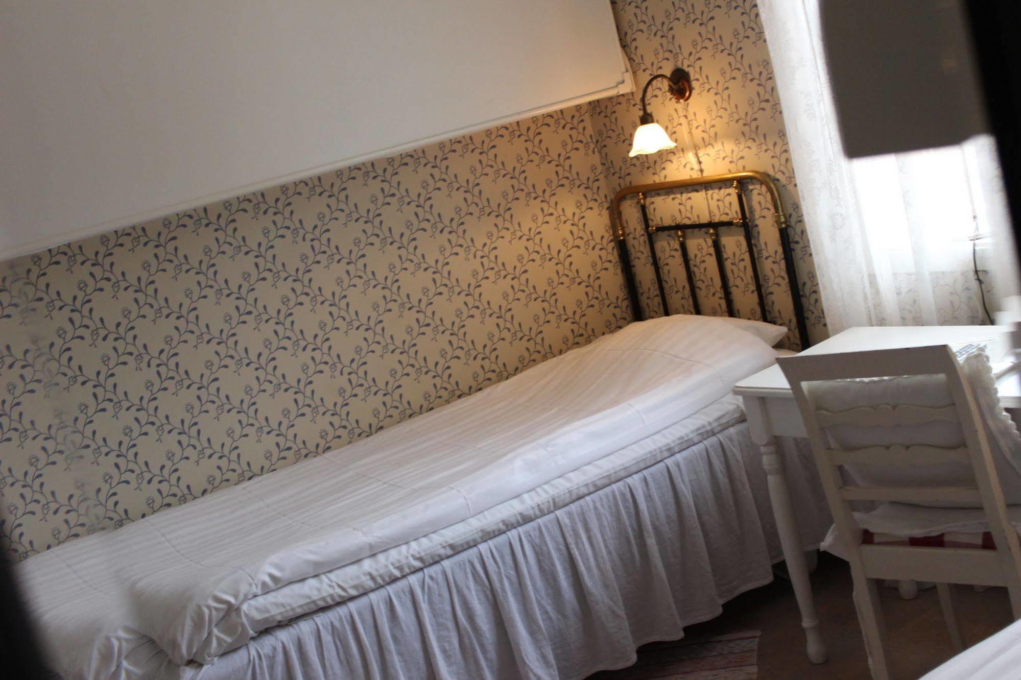 Strandvillan Hotell Och Bed & Breakfast Лисечіль Екстер'єр фото