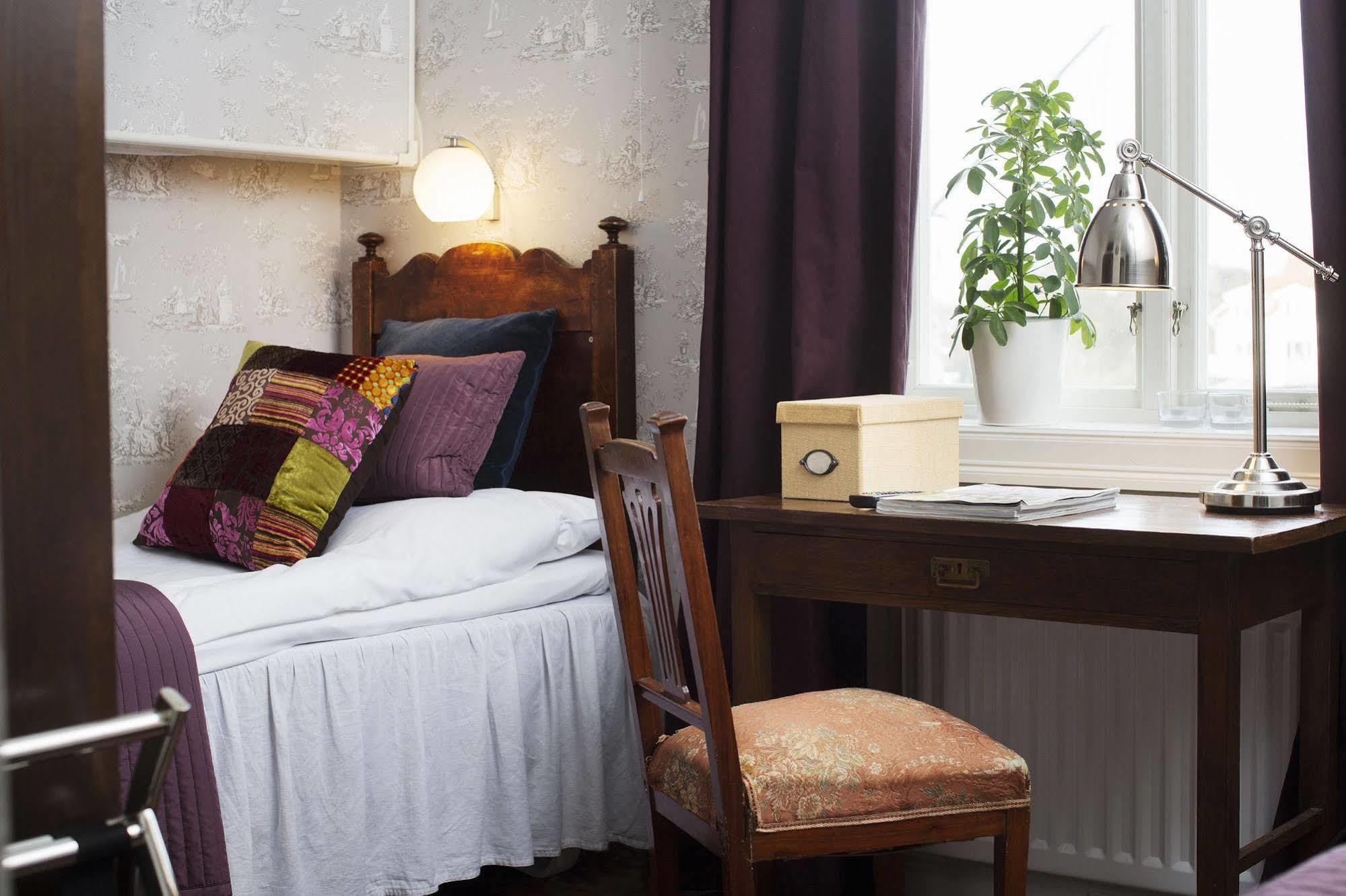 Strandvillan Hotell Och Bed & Breakfast Лисечіль Екстер'єр фото